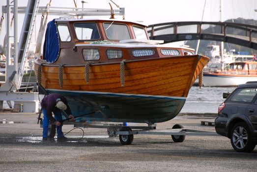 Working with high pressure on Wooden boat.
Norway 2008.