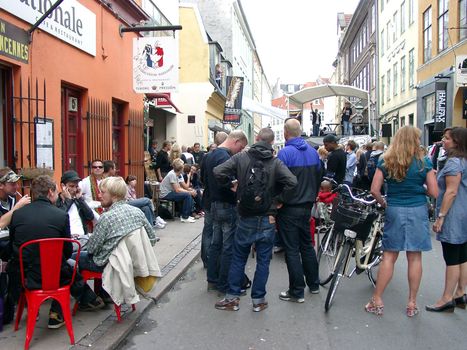 View of public and singers at the srteet concert in Copenhagen, September 2008.