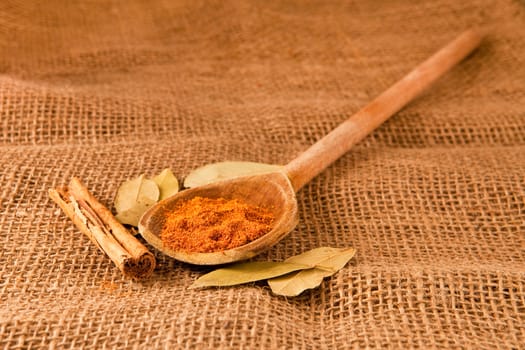 spices on hessian