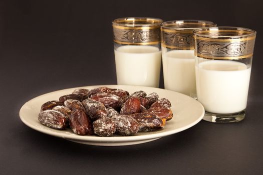 fresh dates and milk