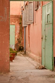 moroccan courtyard