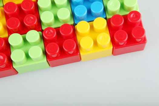 Plastic building blocks