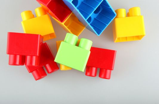 Plastic building blocks