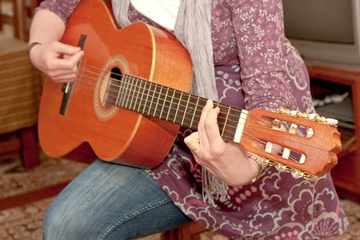 Female guitar player