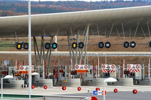 toll of motorway







null
