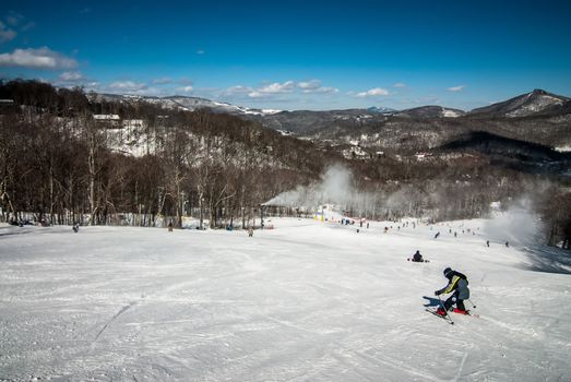 sunny day at the north carolina skiing resort in february