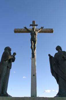 12th Stations of the Cross, Jesus dies on the cross