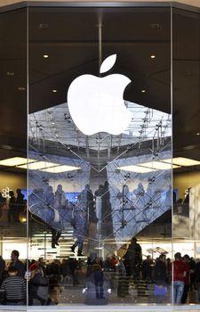 Apple store in the Carrousel du Louvre shopping mall, Paris, France