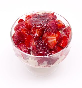Ice cream with fresh strawberry and raspberry jam 