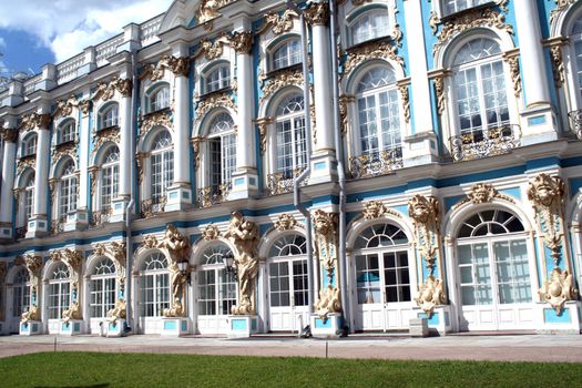 Yekaterinksy Palace at Tsarskoe Syolo (Pushkin) in Russia.
My other pictures of Saint Petersburg.
