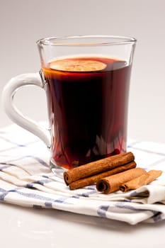 drink series: hot wine with cinnamon and lemon