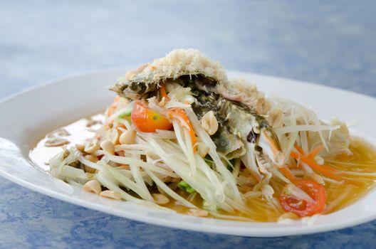 papaya salad with crab on table