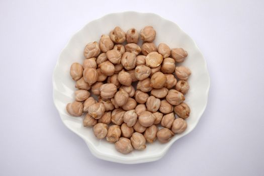 Dry raw organic chickpeas