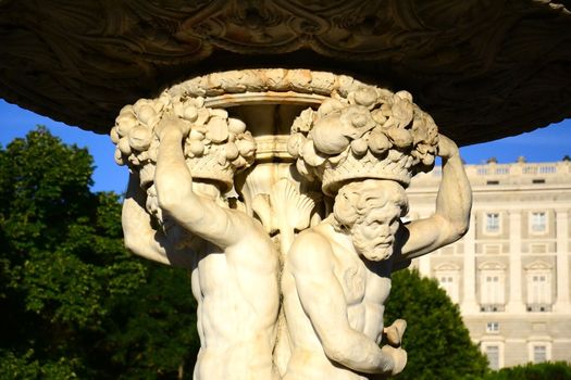 fountain statue in Madrid park