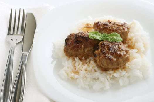 meatballs with boiled rice