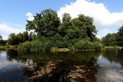 Panorama of the island and destroyed the bridge