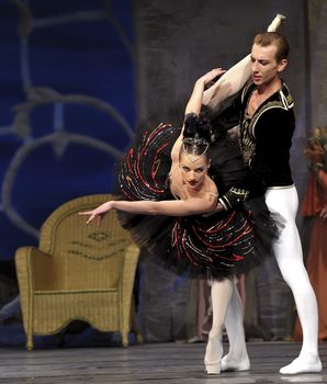 CHENGDU - DECEMBER 24: Russian royal ballet perform Swan Lake ballet at Jinsha theater December 24, 2008 in Chengdu, China.