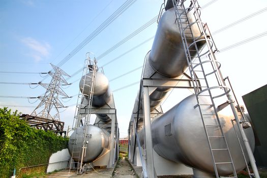 gas container and power tower