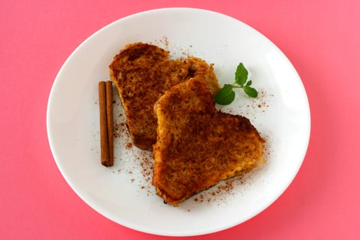 Toasts with cinnamon