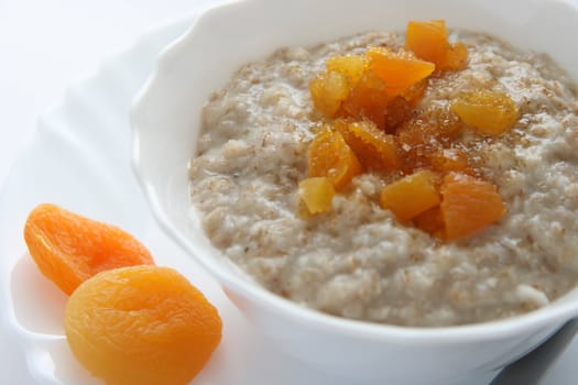 porridge with apricot