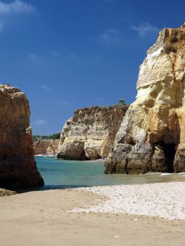Colourful rocks and wonderful sands on the Algarve coast 