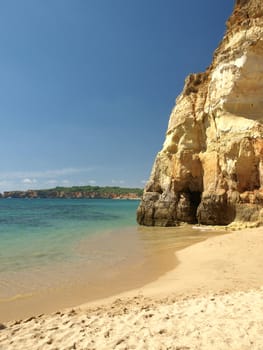Colourful rocks on the Algarve coast 