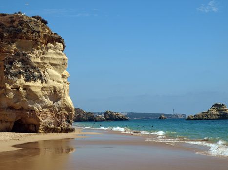 Colourful rocks on the Algarve coast 