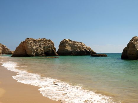Colourful rocks on the Algarve coast 