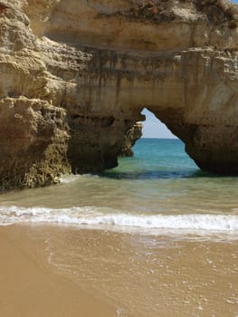 Colourful rocks on the Algarve coast 