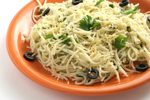 Spaghetti with cheese and parsley