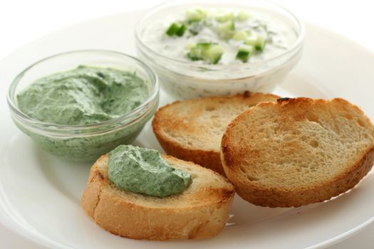spinach and cucumber dip