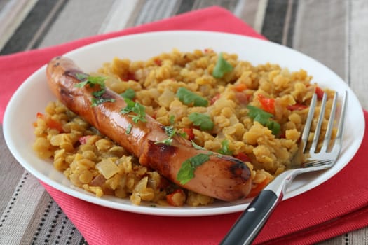 sausages with lentil with vegetables