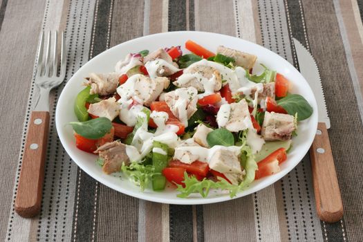 salad with chicken