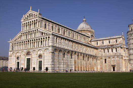 The Duomo and leaning tower in the Piazza del Duomo, in Pisa, Tuscany, Italy.