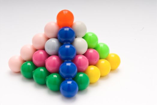 3D puzzle coloured balls pyramid