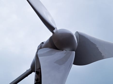 Details of a new modern windmill electricity power generator alternative energy