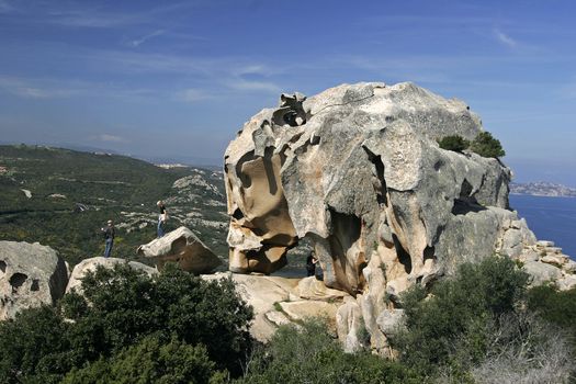 Capo d'Orso, Tafoni rock, bear, landmark of Sardinia. Capo d'Orso, Tafoni-Felsen, Bär, Gesteinsformen
