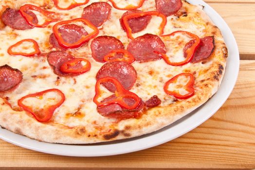 Tasty pepperoni pizza