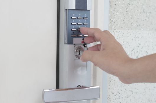 Signaling of domestic safety door combination - concept for security