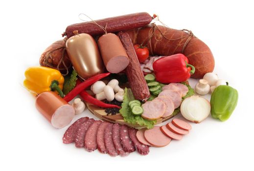 sliced sausages with vegetables and red papper for site