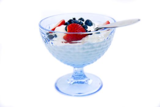 Healthy breakfast of yogurt and fresh berries