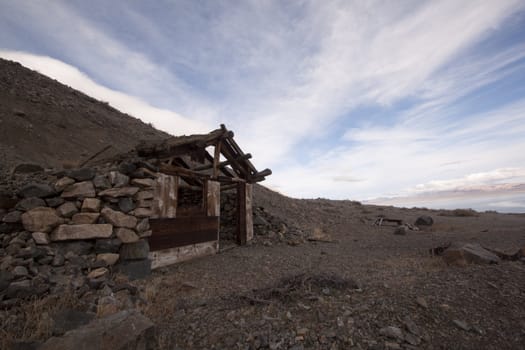 Abandoned shack in the desert