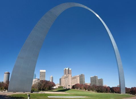 Jefferson arch in st louis over city