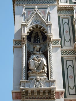 Florence - Reachness of details on the facade Duomo