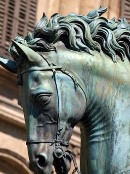 Florence - The equestrian statue of Cosimo I de Medici. Piazza della Signoria The equestrian statue of Cosimo I de Medici by Gianbologna