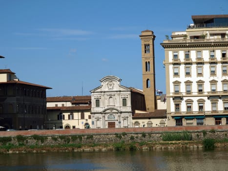 Florence - SantaTrinita church seen from Oltrarno