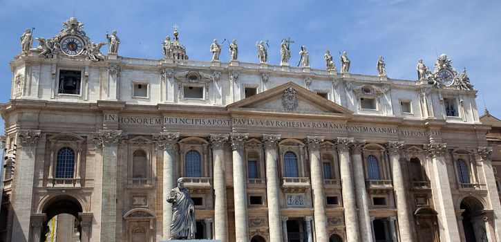 Saint Peter's Basilica Oustide Statues Vatican Front