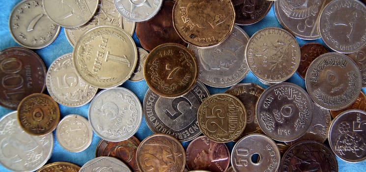 Many coins of many states