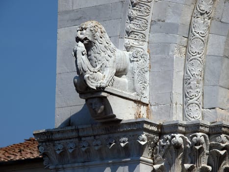 Lucca - detail from St Martin's Cathedral facade