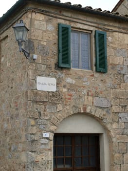  Monteriggioni, medieval village in Tuscany